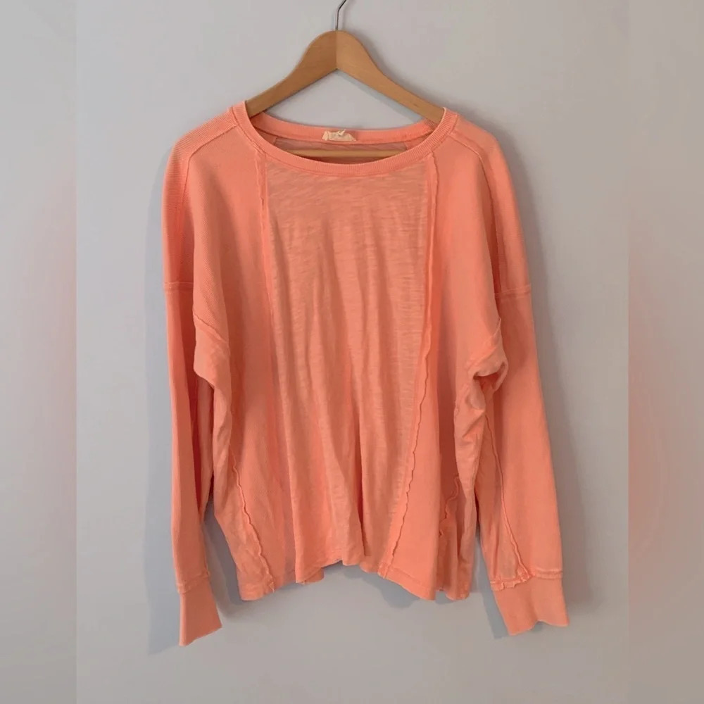 Easel raw hem crew neck pink light weight sweatshirt cotton ribbed panels
